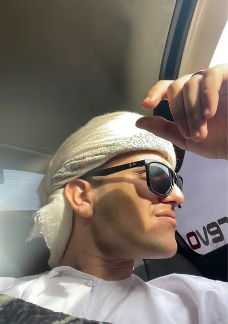 Nawaf из Пскова, мне 20, познакомлюсь на одну ночь