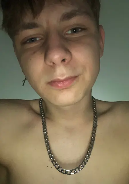 Я Danil, 20, из Ядрина, ищу знакомство для постоянных отношений