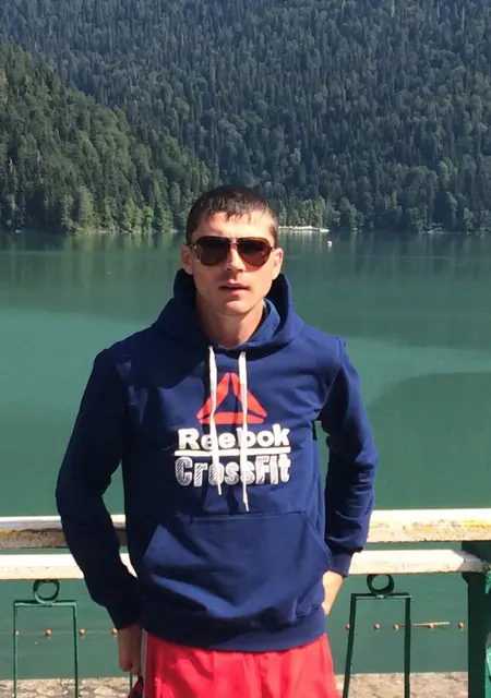 Алексей из Барнаула, ищу на сайте постоянные отношения