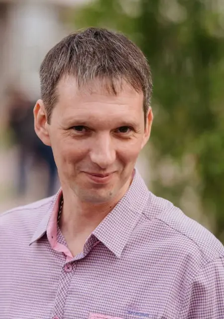 Я Артём, 40, знакомлюсь без обязательств в Орле