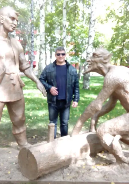 Вадик из Нижнекамска, мне 41, познакомлюсь на одну ночь