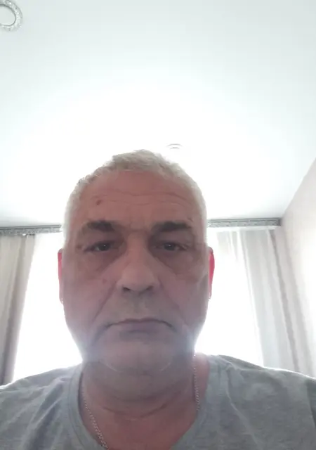 Виктор из Барнаула, мне 59, познакомлюсь без обязательств