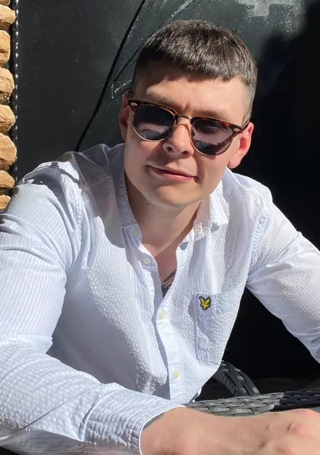 Я Костя, 31, из Дмитрова, ищу знакомство для постоянных отношений