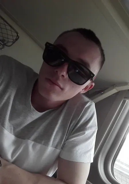 Я Nikolai, 26, знакомлюсь для приятного времяпровождения в Биробиджане