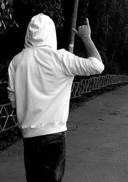 Руслан из Белова, ищу на сайте знакомства на одну ночь