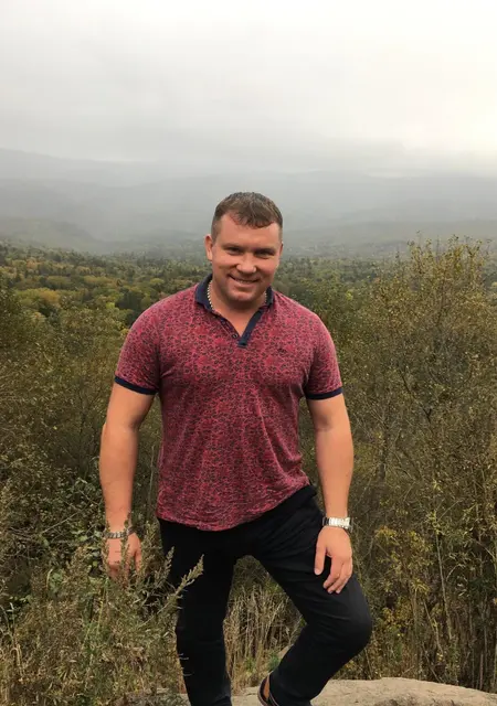 Александр из Владивостока, мне 43, познакомлюсь без обязательств