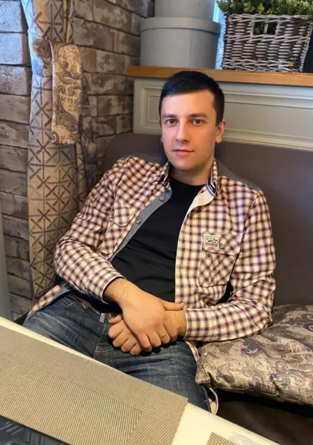 Я Илья, 27, из Шахт, ищу знакомство для постоянных отношений