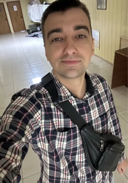 Илья из Орла, ищу на сайте знакомства на одну ночь