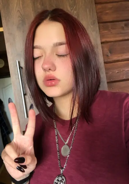 Я Пандора, 24, из Санкт-Петербурга, ищу знакомства без обязательств