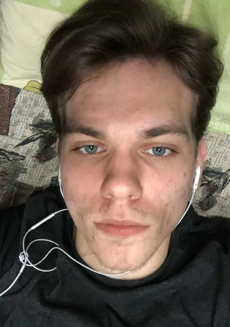 Артём из Камышина, мне 23, познакомлюсь для вирта