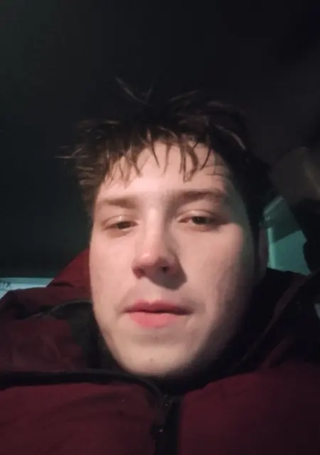 Тима из Якутска, ищу на сайте знакомства на одну ночь