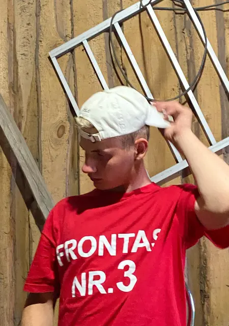 Я Алексей, 21, знакомлюсь для постоянных отношений в Зубцове