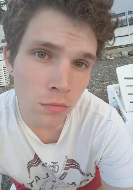 Я Петр, 34, знакомлюсь без обязательств в Лесном Городке