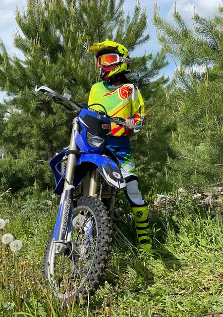 Я Александр, 28, из Темрюка, ищу знакомство для вирта