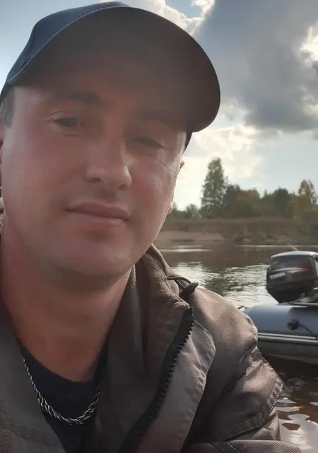 Сергей из Кирова, ищу на сайте знакомства на одну ночь