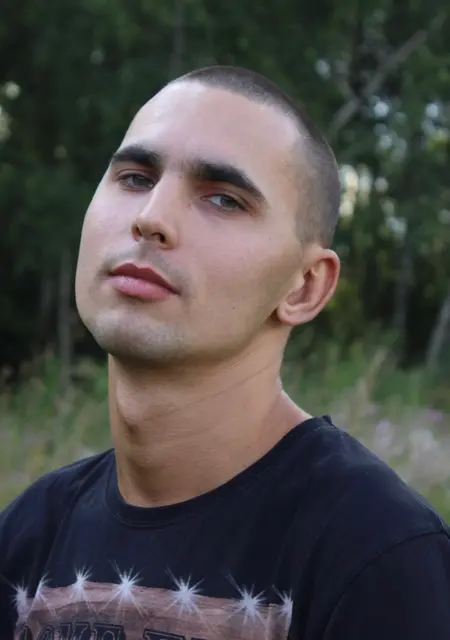 Я Антон, 35, из Дедовска, ищу знакомства без обязательств