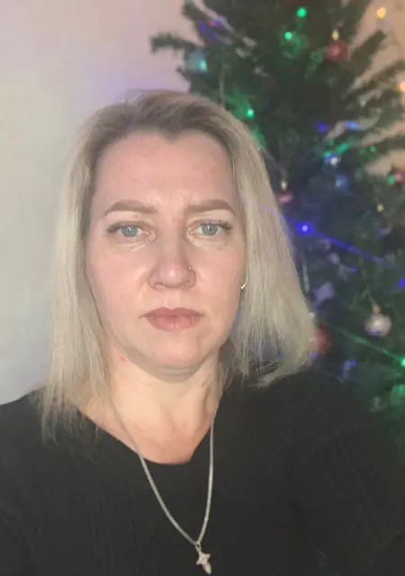 Ольга из Томска, ищу на сайте постоянные отношения