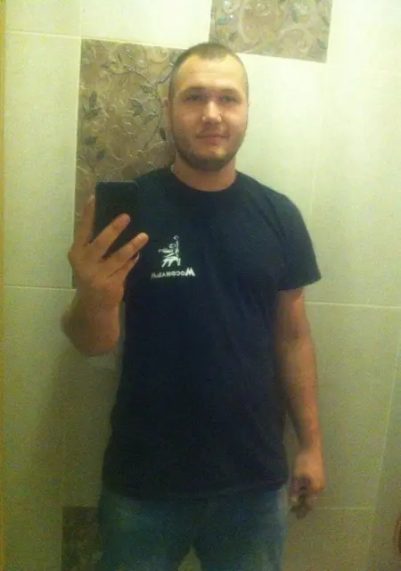 Я Руслан, 34, знакомлюсь для открытые отношения в Новочеркасске