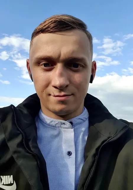 Владислав из Магадана, ищу на сайте знакомства на одну ночь