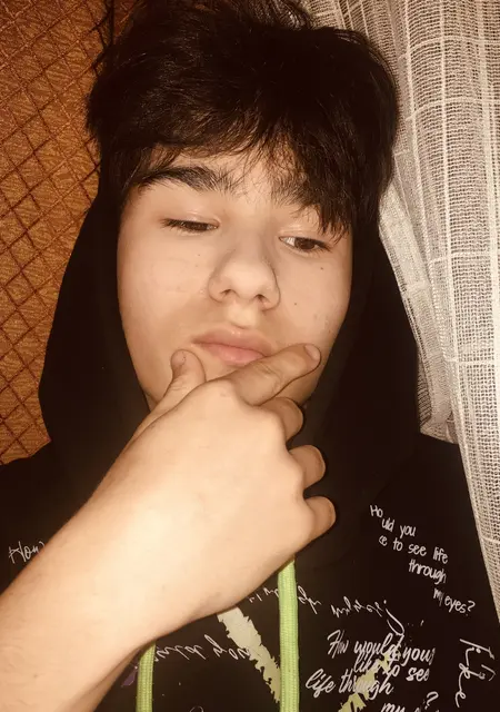 Даня из Уфы, мне 21, познакомлюсь на одну ночь