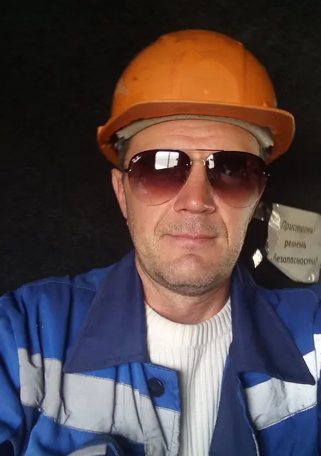 Я Александр, 45, из Когалыма, ищу знакомства без обязательств