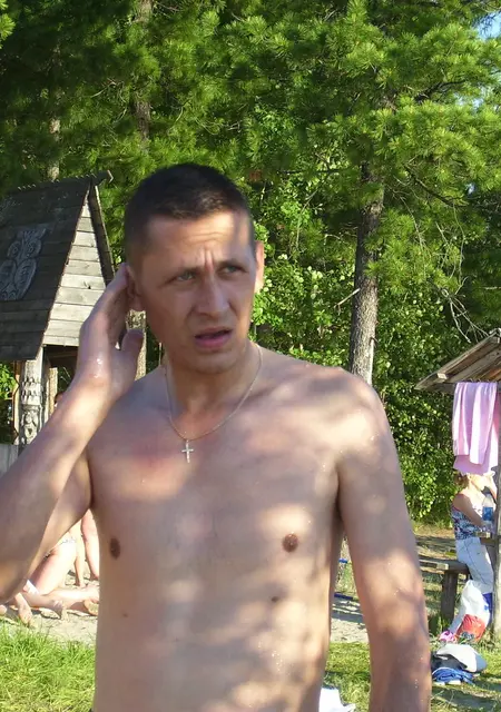 Дмтрий из Нижневартовска, ищу на сайте общение