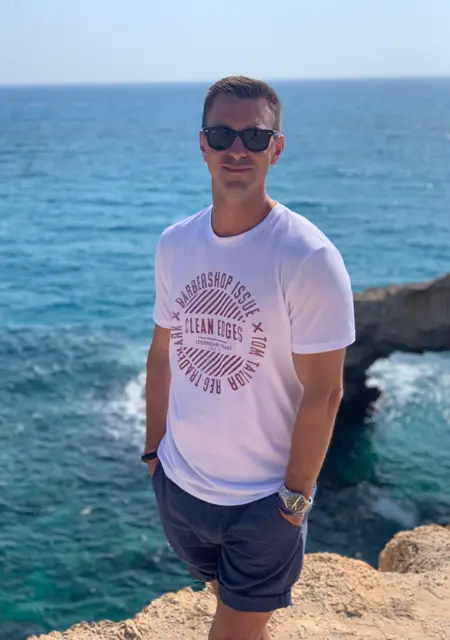 Я Ден, 31, знакомлюсь без обязательств в Казани