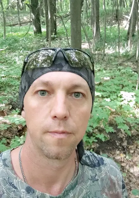 Евгений из Темрюка, мне 41, познакомлюсь для дружбы