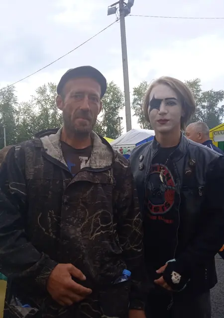 Я Дима, 46, из Алапаевска, ищу знакомства без обязательств