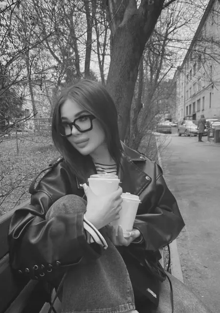 Ксения из Курска, ищу на сайте знакомства на одну ночь