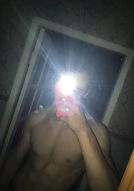 Саша из Старого Оскола, мне 25, познакомлюсь на одну ночь