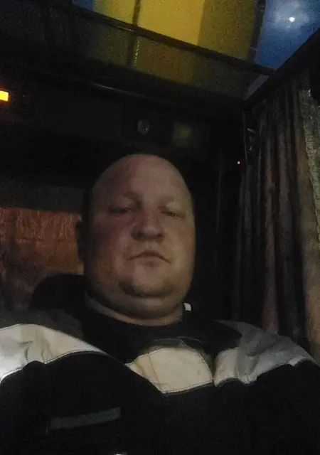 Василии из Салехарда, ищу на сайте знакомства на одну ночь