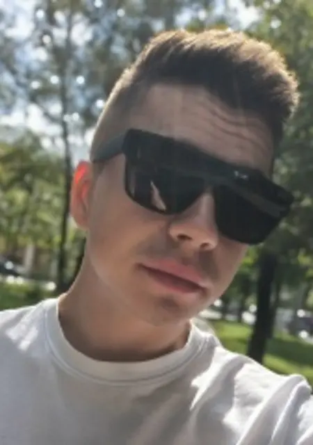 Игорь из Кирова, мне 25, познакомлюсь