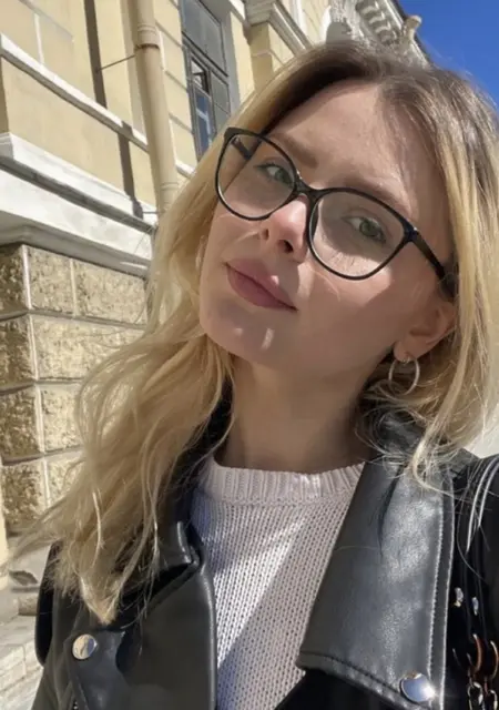 Я Виктория, 23, знакомлюсь без обязательств в Москве