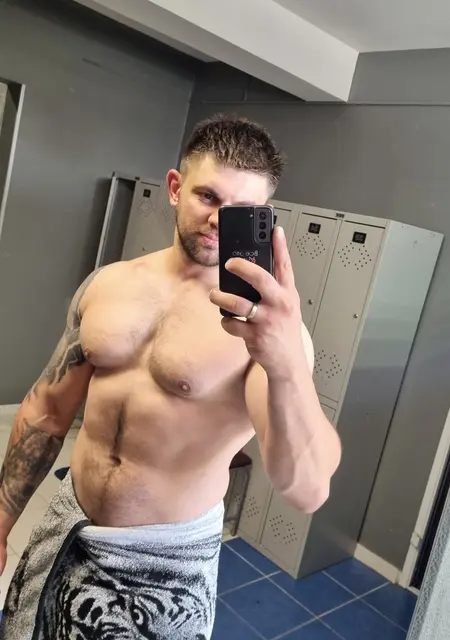 Я Василий, 34, из Иркутска, ищу знакомства без обязательств