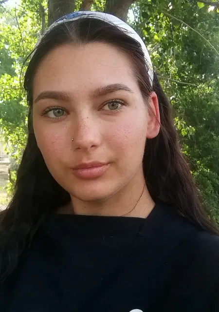 Я Виктория, 20, из Астрахани, ищу знакомства на одну ночь