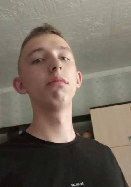 Тоха из Калязина, ищу на сайте знакомства на одну ночь