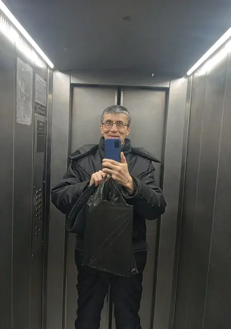 Алексей из Хабаровска, мне 50, познакомлюсь на одну ночь