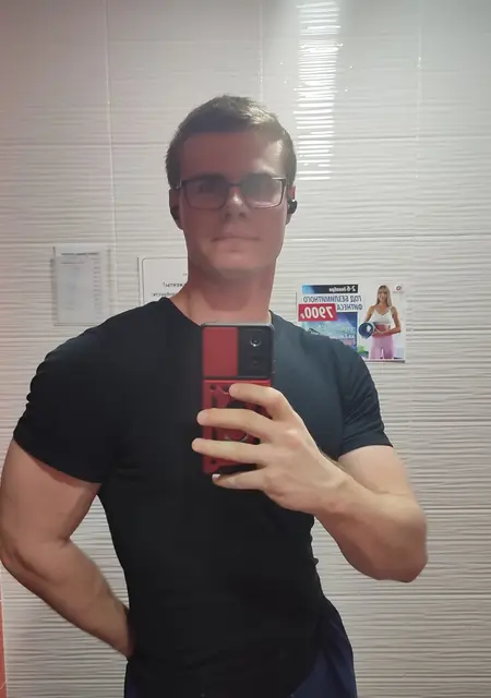 Андрей из Омска, ищу на сайте знакомства на одну ночь