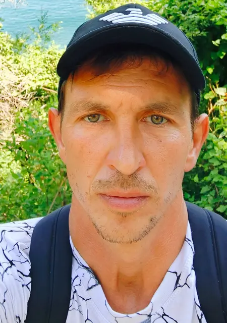 Митя из Воронежа, ищу на сайте знакомства на одну ночь