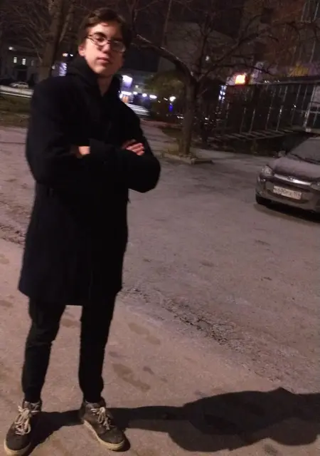 Я Артур, 20, знакомлюсь без обязательств в Перми