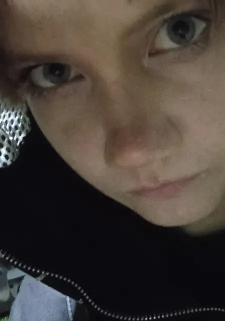 Я Ангелина, 18, из Вологды, ищу знакомство для приятного времяпровождения