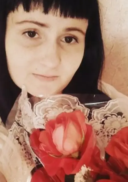 Я Валя, 40, знакомлюсь без обязательств в Омске