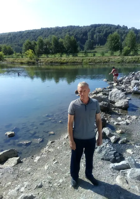 Я Андрей, 54, знакомлюсь на одну ночь в Уфе