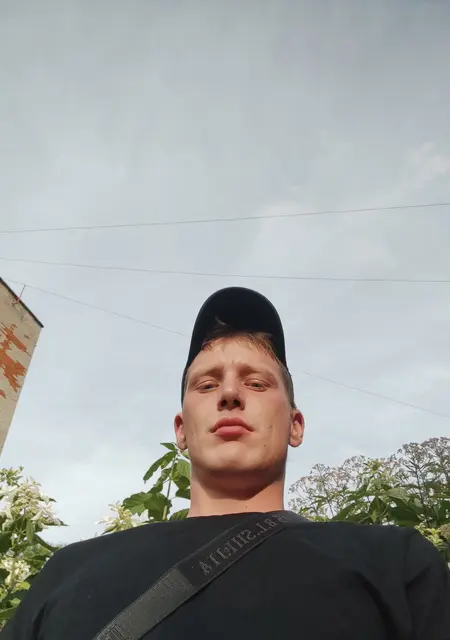 Я Александр, 27, знакомлюсь без обязательств в Уссурийске