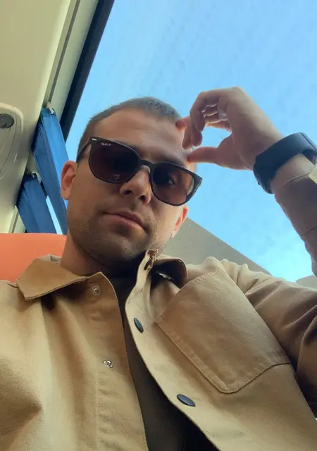 Я Sergey, 33, из Нерюнгри, ищу знакомство для приятного времяпровождения