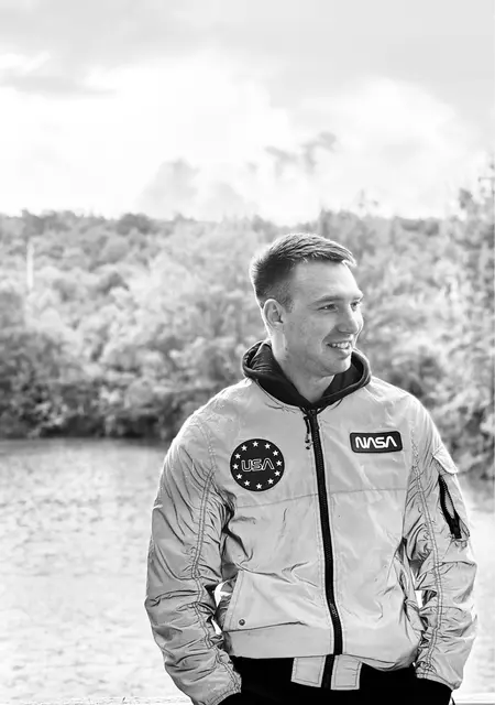 Я Игорь, 24, из Анапы, ищу знакомство для постоянных отношений