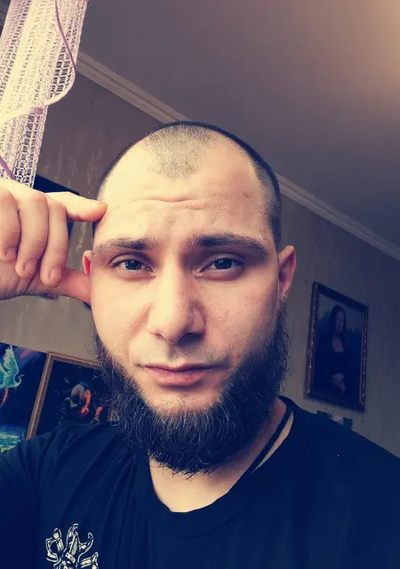 Руслан из Ленинска-Кузнецкого, ищу на сайте знакомства на одну ночь