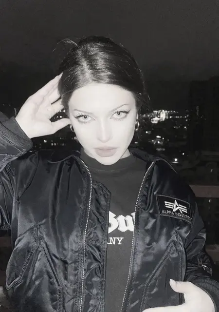 Я Kristina, 22, из Миасса, ищу знакомство для общения