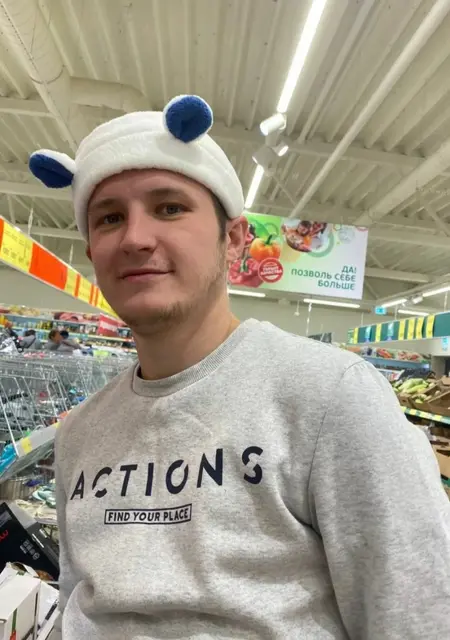 Я Иван, 28, из Коврова, ищу знакомство для приятного времяпровождения